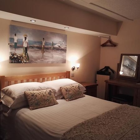 Crown Hotel Corwen Dış mekan fotoğraf